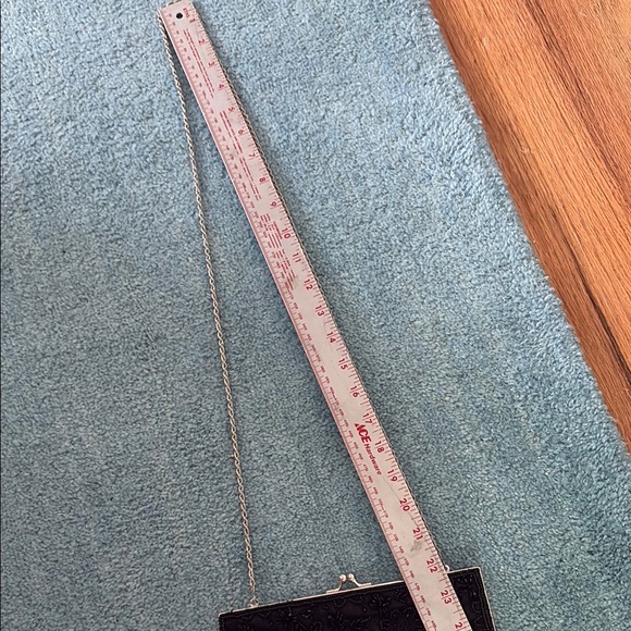 Elegant Beaded Black Clutch with Chain Strap EUC - Picture 5 of 5